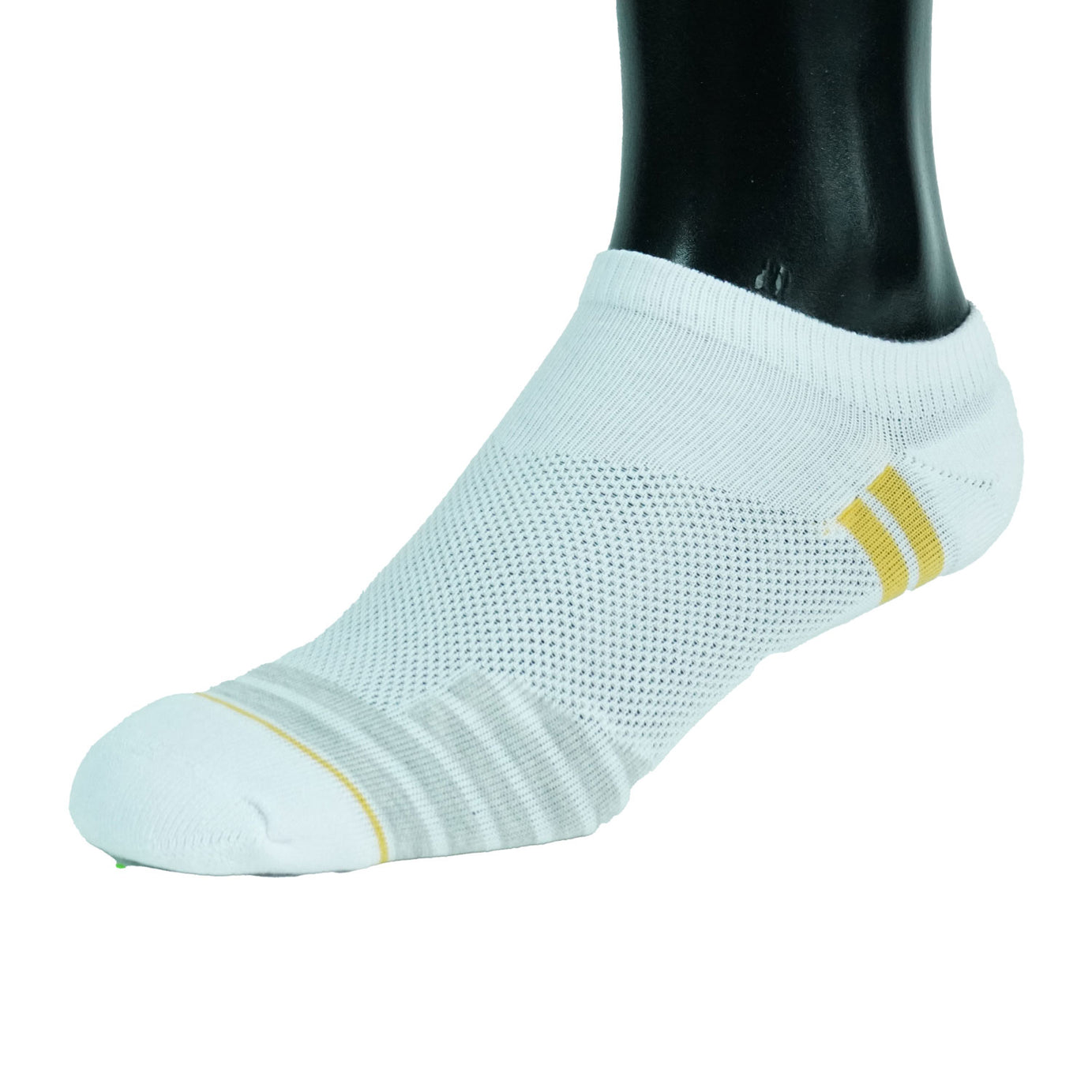 NO-SHOW WHITE SOCKS TOWEL